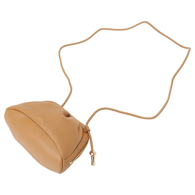 アーペーセー A.P.C. PUAAT F61765 CAF CARAMEL APC ニノン スモール ドローストリング ショルダーバッグ キャラメル BBAP00105L