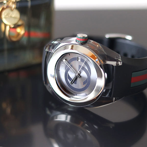 グッチ 時計 シンク 46mm クオーツ メンズ 腕時計 ブランド YA137116 グレーシルバー ブラック YA137116
