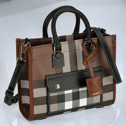 バ−バリ− ハンドバッグ レディース ブランド BURBERRY チェック 8069661 ブラウン 8069661