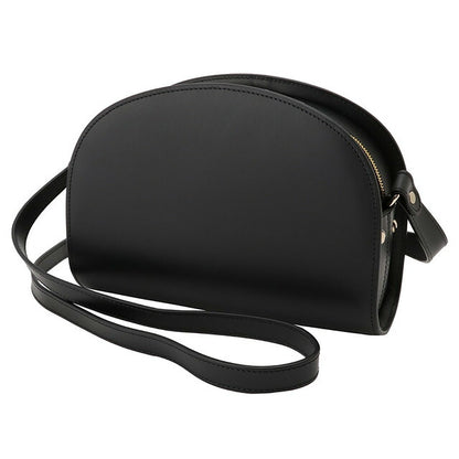 アーペーセー A.P.C. APC PXAWV F61048 LZZ NOIR ハーフムーン ショルダーバッグ SAC DEMI LUNE レディース BBAP00038L
