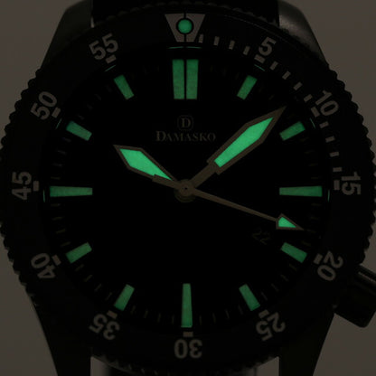 Damasco Diver 300m Automatic Watch Brand Men DAMASKO DSUB50 Analog Black Black Black Germany