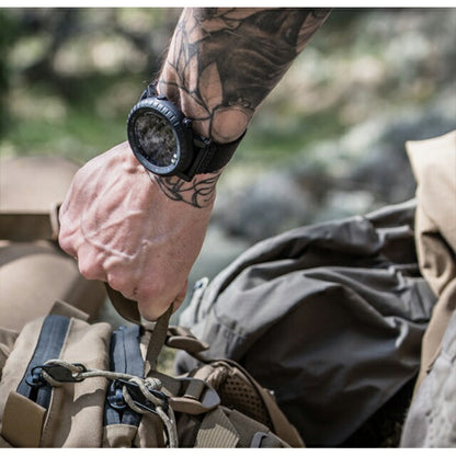 スント Core Alpha Stealth クォーツ 電池式 スマートウォッチ ブランド メンズ SUUNTO SS050504000 デジタル ブラック 黒 フィンランド製 SS050504000
