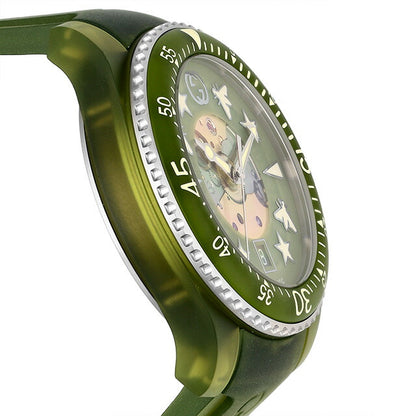 グッチ DIVE 自動巻き 腕時計 ブランド メンズ 蜂 星 GUCCI YA136345 アナログ カーキグリーン クリアグリーン スイス製 YA136345
